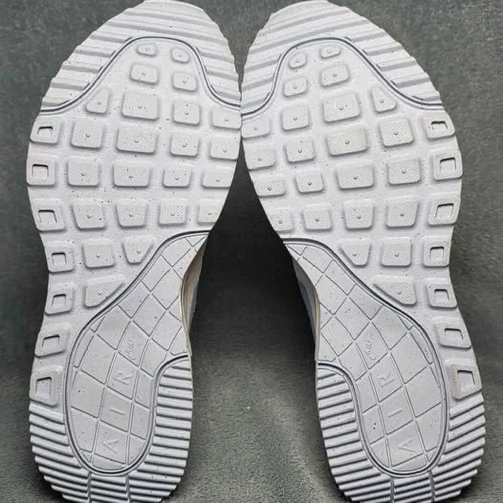 Nike Air Max Systm (GS) Summit White/Cobalt Bliss Size 7Y or Womens 8.5